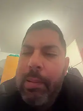 Johnny-Dicker  online show from January 13, 2026, 10:46 pm