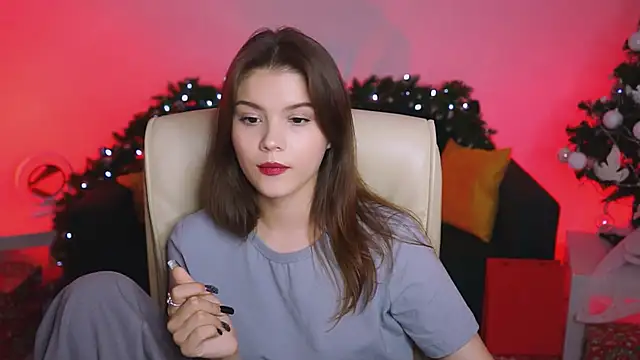 EvaThopson online show from January 17, 2025, 3:00 pm