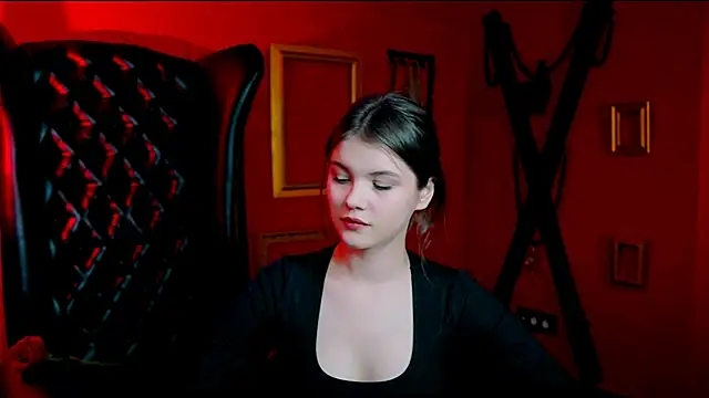 EvaThopson online show from March 22, 2025, 1:08 pm