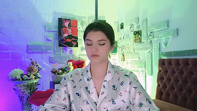 EvaThopson online show from February 26, 2025, 12:05 pm