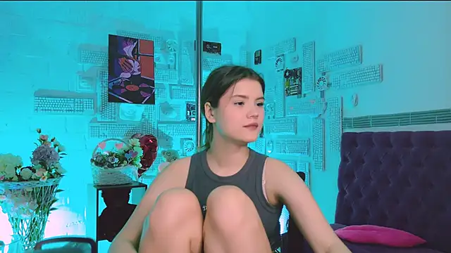 EvaThopson online show from March 1, 2025, 3:05 pm