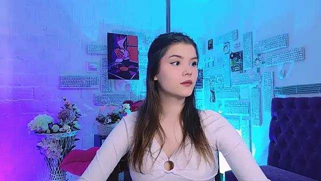 EvaThopson online show from February 19, 2025, 12:22 pm