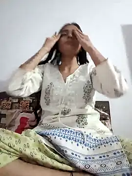 pikubaby online show from November 1, 2025, 7:08 pm