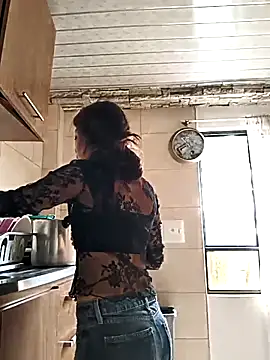 Tefannyy  online show from September 17, 2025, 3:47 pm