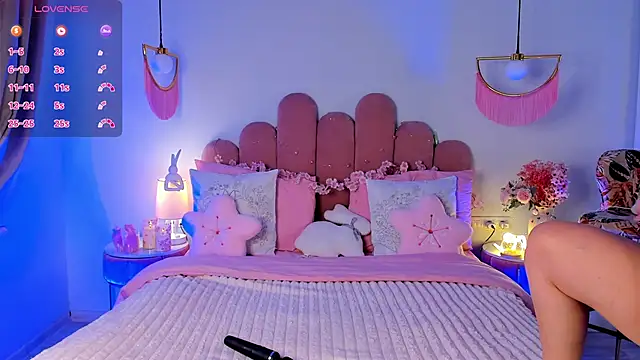 GiaCale online show from April 15, 2026, 12:21 pm