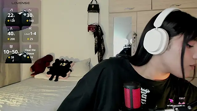 Ju Kyung online show from October 18, 2025, 1:40 am