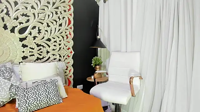 Snapshot of Mindy_sweety chatting on December 20, 2025, 12:08 pm Mindy sweety online show from December 20, 2025, 12:08 pm