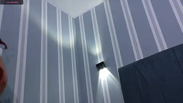 Snapshot of engel_devil chatting on March 12, 2025, 6:53 pm engel devil online show from March 12, 2025, 6:53 pm