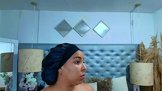 EileenBenzon online show from February 11, 2026, 3:45 pm