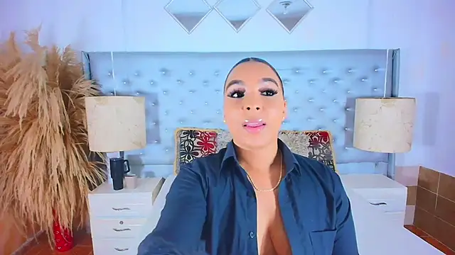 EileenBenzon online show from October 24, 2025, 3:49 am