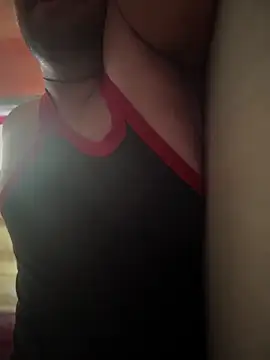 Snapshot of ved240 chatting on February 27, 2025, 8:56 am ved240 online show from February 27, 2025, 8:56 am