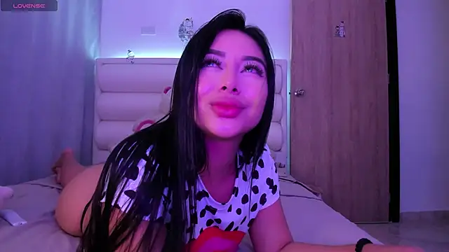 gaby desire777 online show from December 2, 2025, 6:37 am