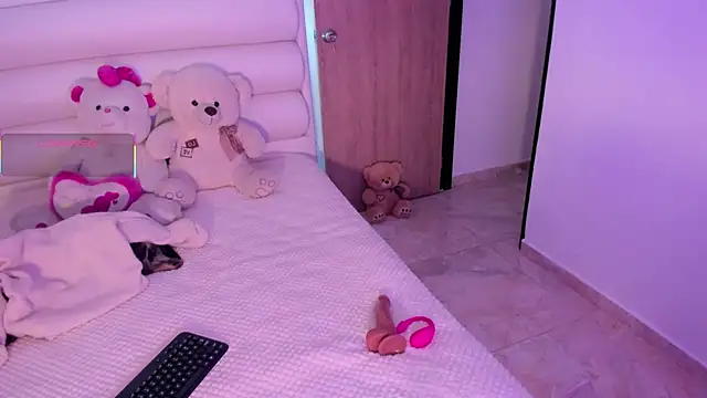 gaby desire777 online show from September 29, 2025, 5:25 am