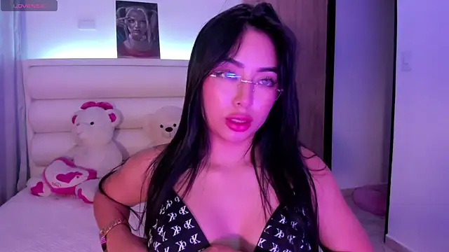 gaby desire777 online show from October 6, 2025, 6:03 am