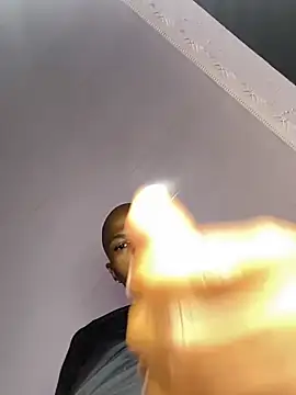 BlueIceCube online show from February 23, 2025, 2:04 pm