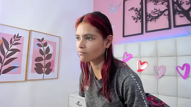 Salome rouse1 online show from February 27, 2025, 8:31 pm