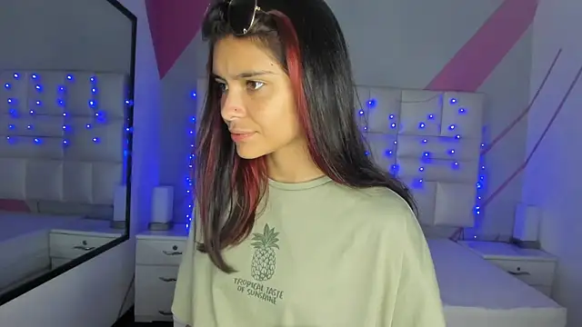 Salome rouse1 online show from October 10, 2025, 9:15 pm