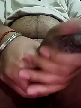 random 1210 online show from November 27, 2025, 4:29 pm