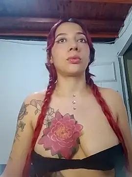 cherrydelioncourt online show from February 18, 2025, 5:20 am