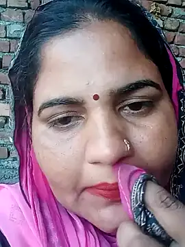 Snapshot of seemi_bhabhi chatting on March 7, 2025, 12:12 pm seemi bhabhi online show from March 7, 2025, 12:12 pm