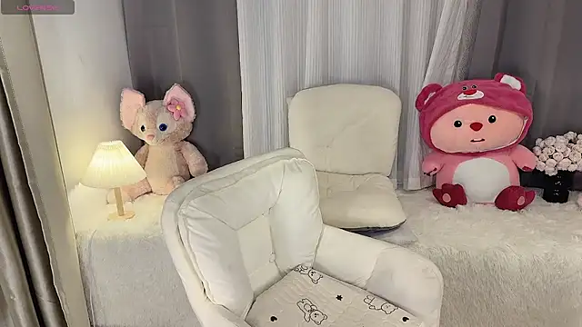 Snapshot of Lucky-susuBB chatting on March 9, 2025, 9:13 am Lucky-susuBB online show from March 9, 2025, 9:13 am