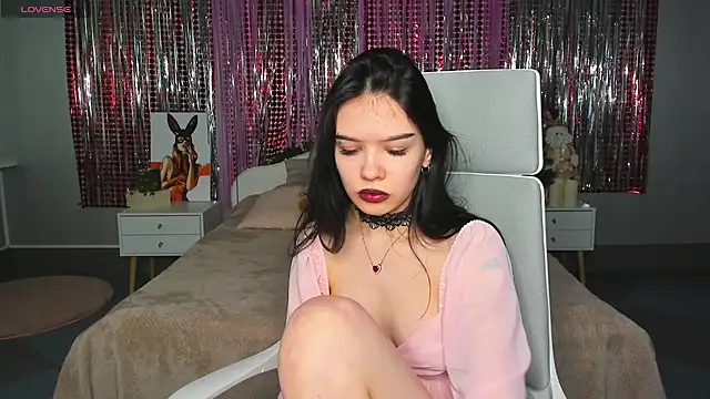 SweetyDeviliya online show from February 20, 2025, 10:16 am