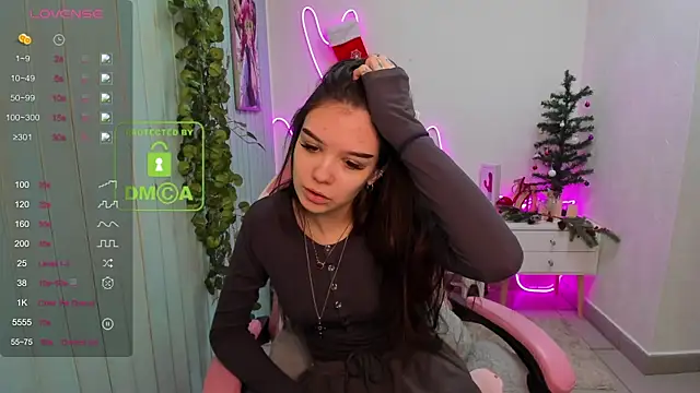 SweetyDeviliya online show from December 23, 2025, 10:14 am