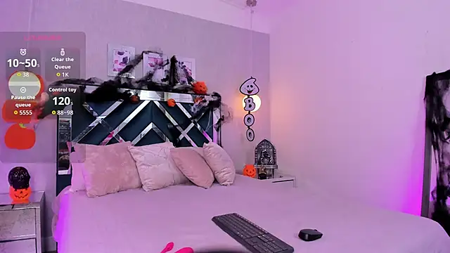 ibella7 online show from October 29, 2025, 7:35 pm