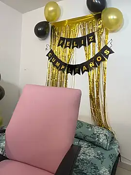 Rousse blue online show from February 6, 2025, 3:16 am