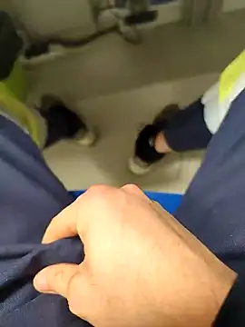 coppiapazza online show from December 27, 2024, 12:07 am