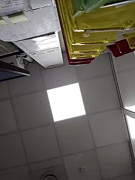 coppiapazza online show from December 31, 2024, 3:42 pm