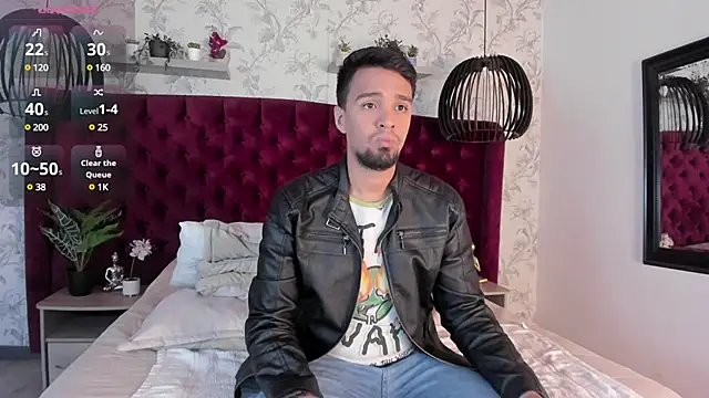 Snapshot of Edward_max chatting on March 18, 2025, 3:34 am Edward max online show from March 18, 2025, 3:34 am