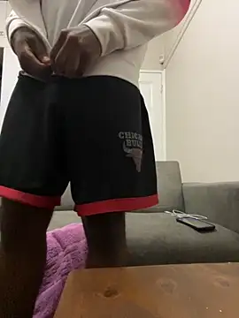 Mischevous T69 online show from October 9, 2025, 7:58 pm