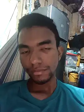 Reynold2608 online show from December 5, 2025, 3:05 am