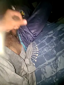 Reynold2608 online show from February 4, 2026, 3:01 am