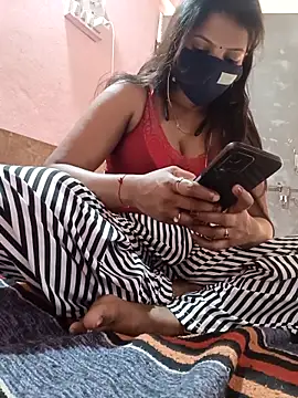 queensenorita online show from February 28, 2025, 9:04 am