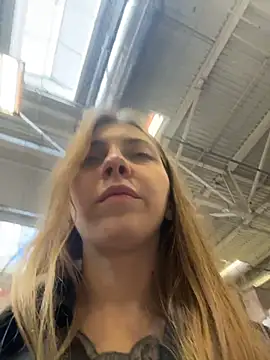 Sunny   Bunny online show from October 8, 2025, 8:16 am