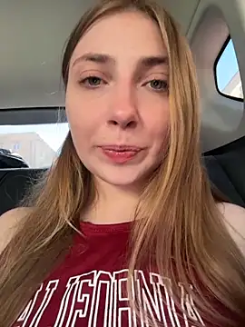 Snapshot of Sunny___Bunny chatting on June 7, 2026, 8:08 am Sunny Bunny online show from June 7, 2026, 8:08 am