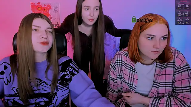 Snapshot of pure_radiance1 chatting on February 7, 2026, 10:23 am pure radiance1 online show from February 7, 2026, 10:23 am