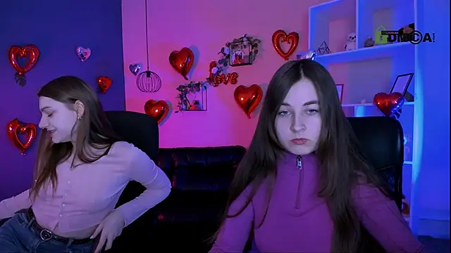 Snapshot of pure_radiance1 chatting on February 11, 2026, 7:36 pm pure radiance1 online show from February 11, 2026, 7:36 pm