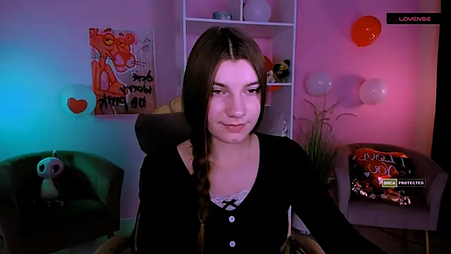 pure radiance1 online show from February 24, 2025, 1:10 pm