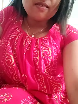 Snapshot of Priya_2222 chatting on February 16, 2025, 10:54 am Priya 2222 online show from February 16, 2025, 10:54 am