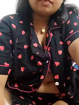 Snapshot of Priya_2222 chatting on February 10, 2025, 5:09 pm Priya 2222 online show from February 10, 2025, 5:09 pm