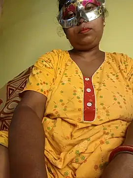 Snapshot of tinabhabhi chatting on April 30, 2026, 11:06 am tinabhabhi online show from April 30, 2026, 11:06 am