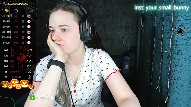 Your small bunny online show from October 20, 2025, 2:13 am