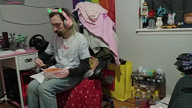 Snapshot of tallnerdyguy chatting on February 27, 2026, 2:23 am tallnerdyguy online show from February 27, 2026, 2:23 am