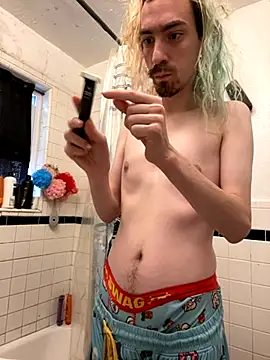 tallnerdyguy online show from September 19, 2025, 8:46 pm