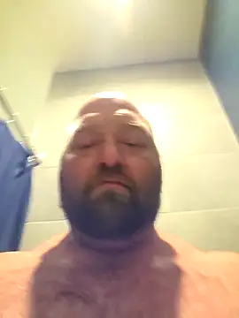 Strong Bear89 online show from March 1, 2025, 9:51 am