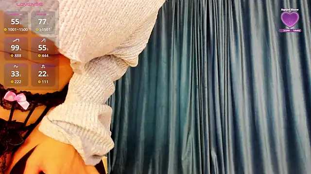 LaurynCopper online show from October 10, 2025, 6:14 am