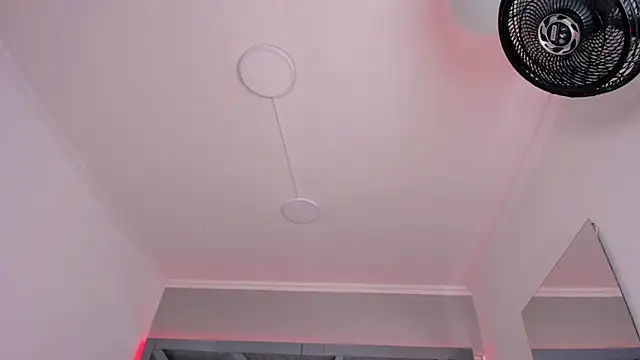 AmberiniHoffman online show from September 23, 2025, 11:50 am